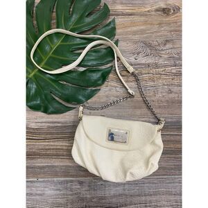 Nine West small cream off white crossbody bag
